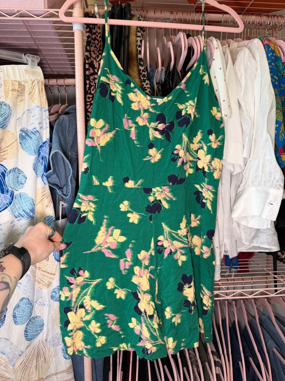 Uniqlo Green Floral V-Neck Romper with Spaghetti Straps - Picture 4 of 7